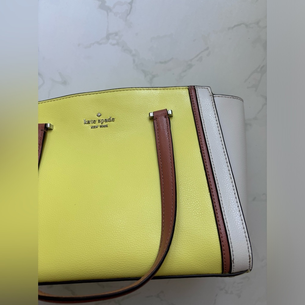 ✨SOLD KATE SPADE New York Small Patterson Drive Geraldine Satchel in Limelight - Picture 5 of 17